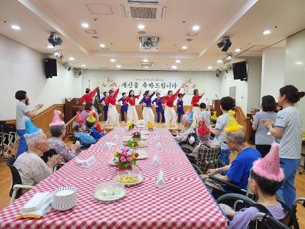 오네시모 사랑나눔음악봉사예술단 자원봉사1